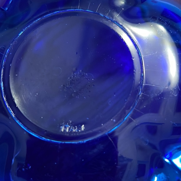 Vintage Cobalt Italy 🇮🇹 Glass 4 pedal Bowl - Picture 7 of 7